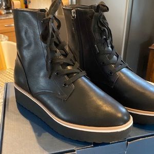 dr scholl's jenna boots